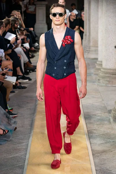 Look 108